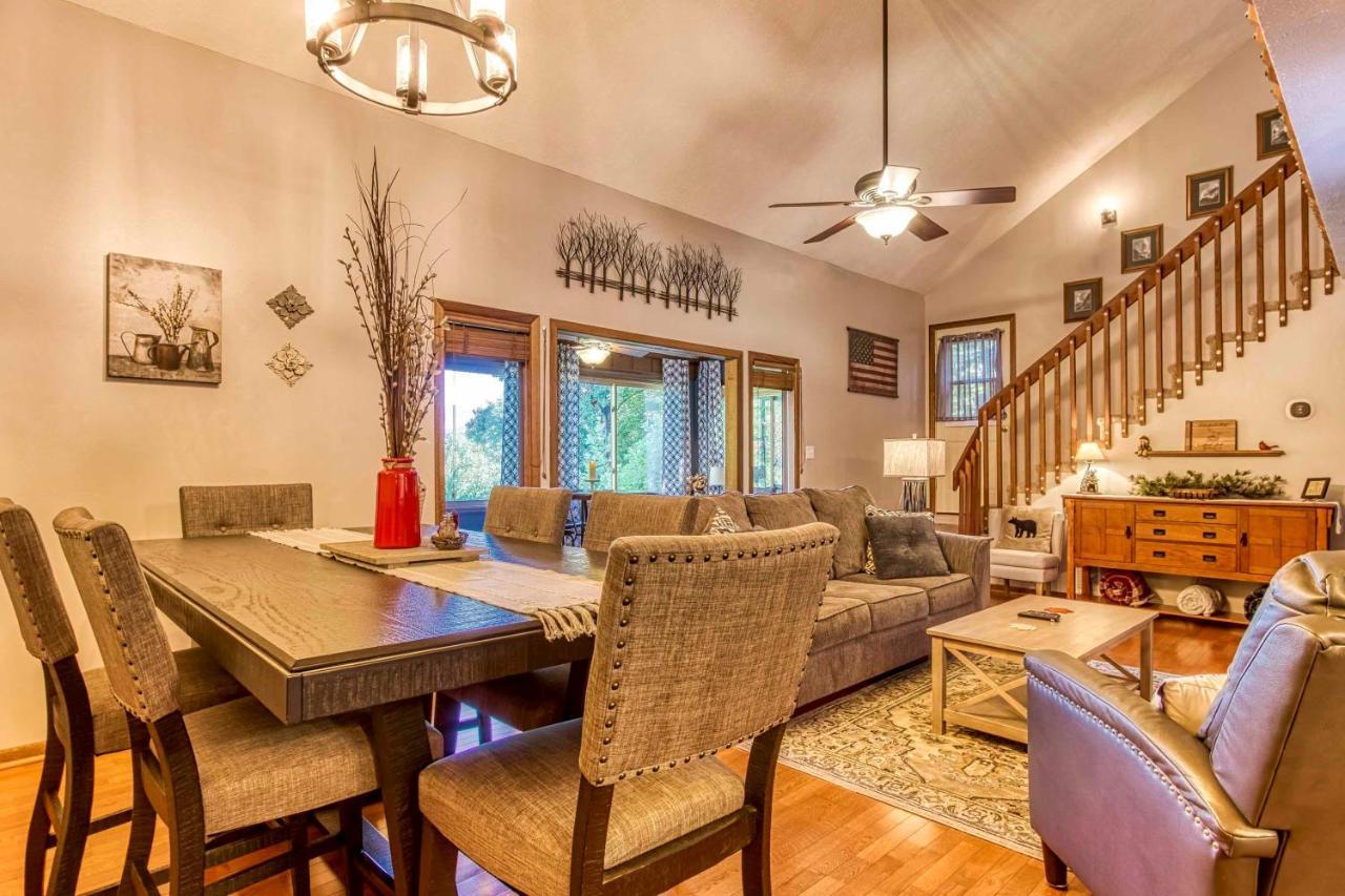 Cozy Cabin With Mountain Views Near Skylift Park! Gatlinburg Bagian luar foto
