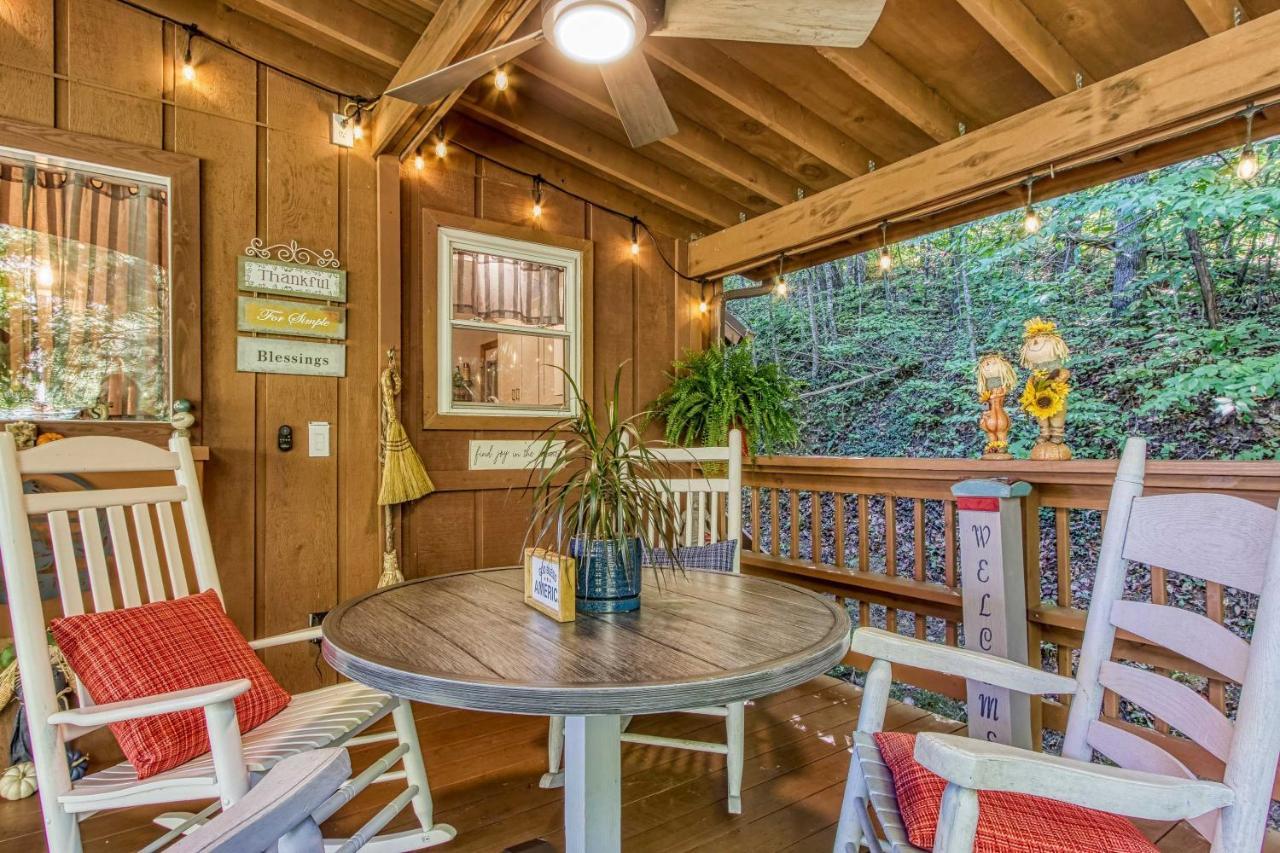 Cozy Cabin With Mountain Views Near Skylift Park! Gatlinburg Bagian luar foto