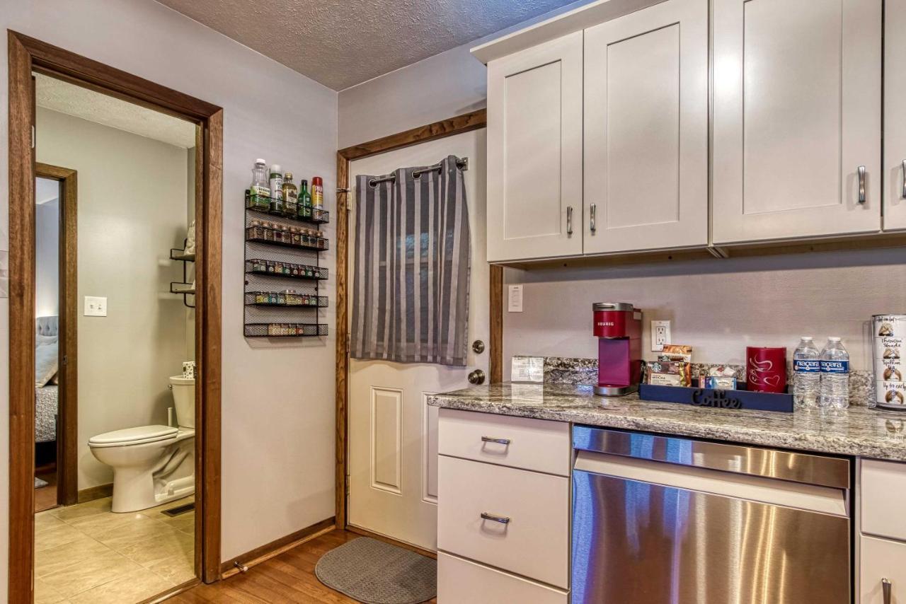 Cozy Cabin With Mountain Views Near Skylift Park! Gatlinburg Bagian luar foto