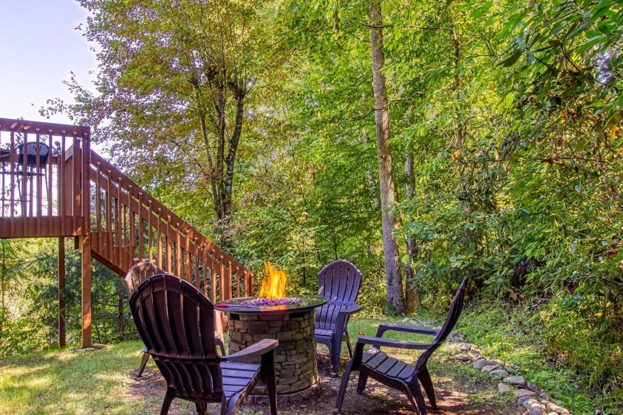Cozy Cabin With Mountain Views Near Skylift Park! Gatlinburg Bagian luar foto