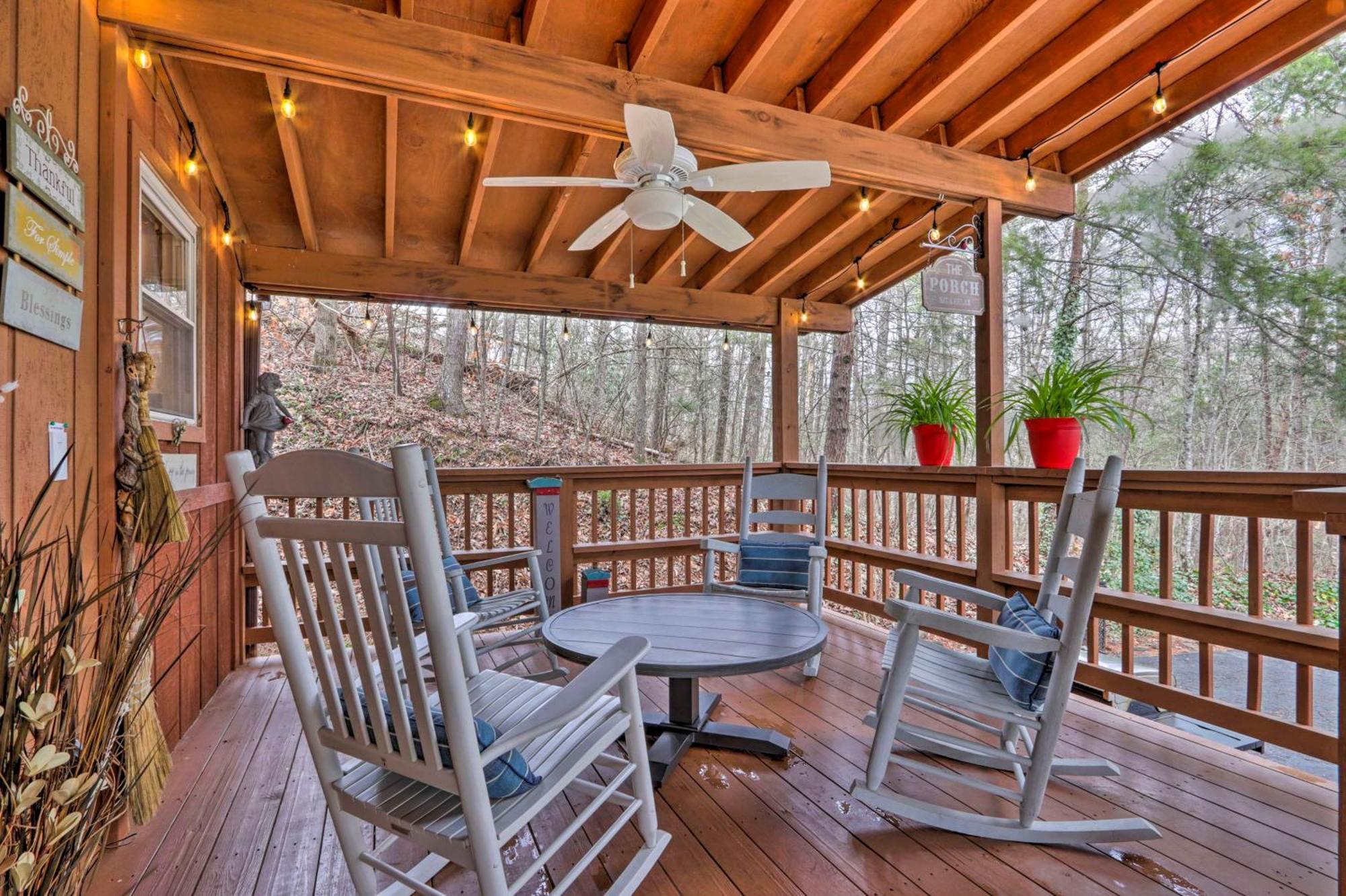 Cozy Cabin With Mountain Views Near Skylift Park! Gatlinburg Bagian luar foto